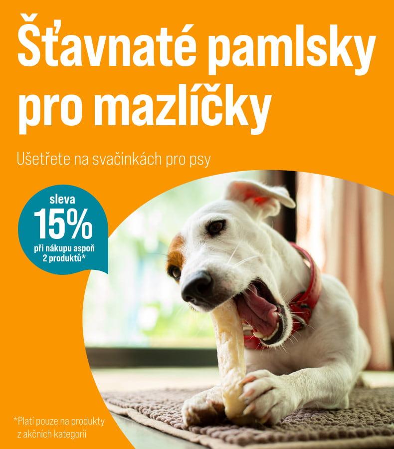 15% sleva na pamlsky Pes kouše velkou kost a na obrázku je také oranžový pruh s textem o slevě na pamlsky.