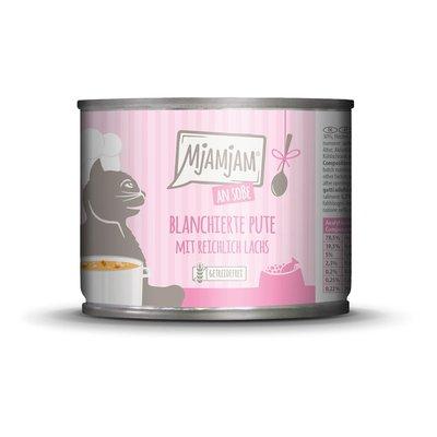 MjAMjAM blanšírované krůtí maso s lososem v omáčce MjAMjAM blanšírované krůtí maso s lososem v omáčce